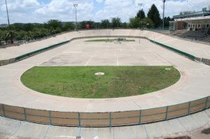 PRETORIA roller skating bank track in the middle of cycling track